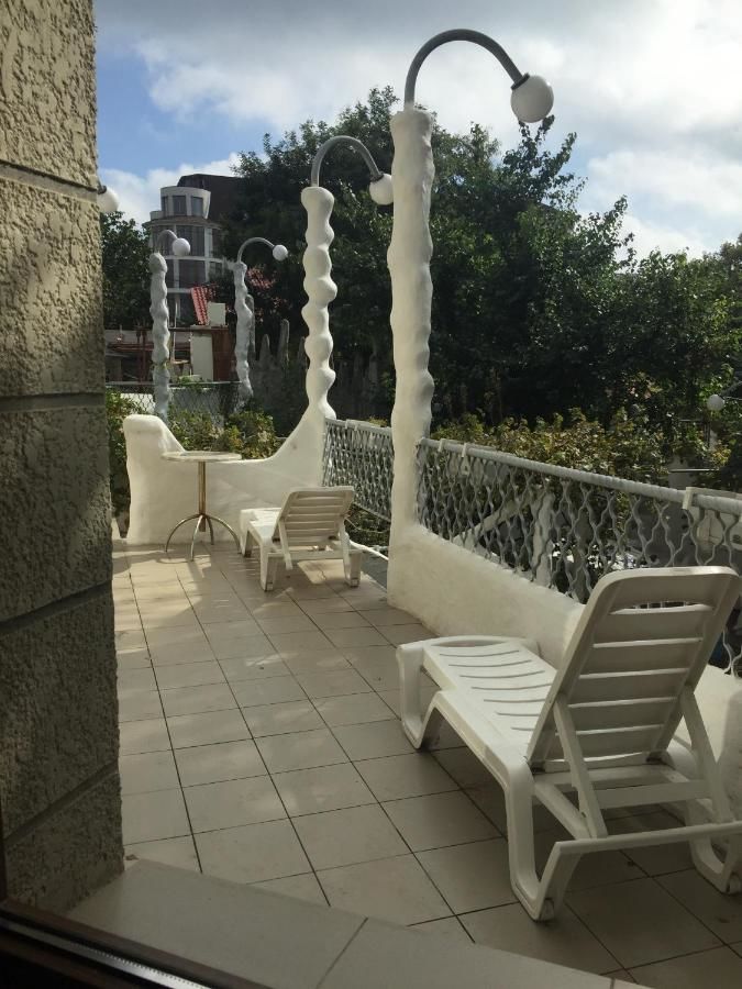 Апартаменты Riviera Apartments - уединенный отдых у моря Одесса